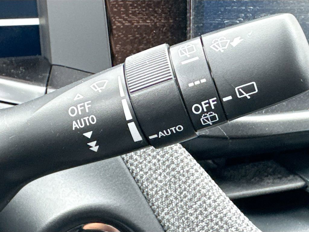 New 2026 Subaru Outback Limited AWD/4WD image 13