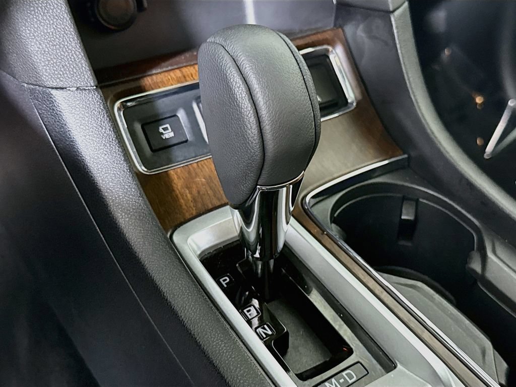 Certified 2025 Subaru Ascent Touring AWD/4WD image 11
