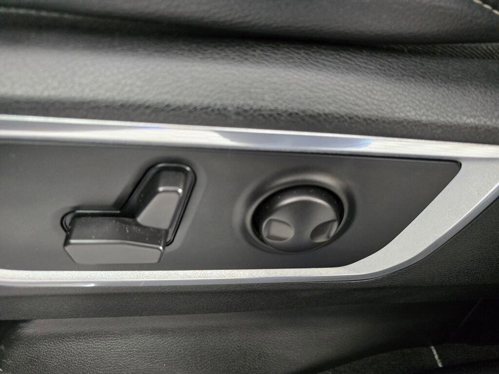 Used 2022 RAM 1500 Laramie image 20