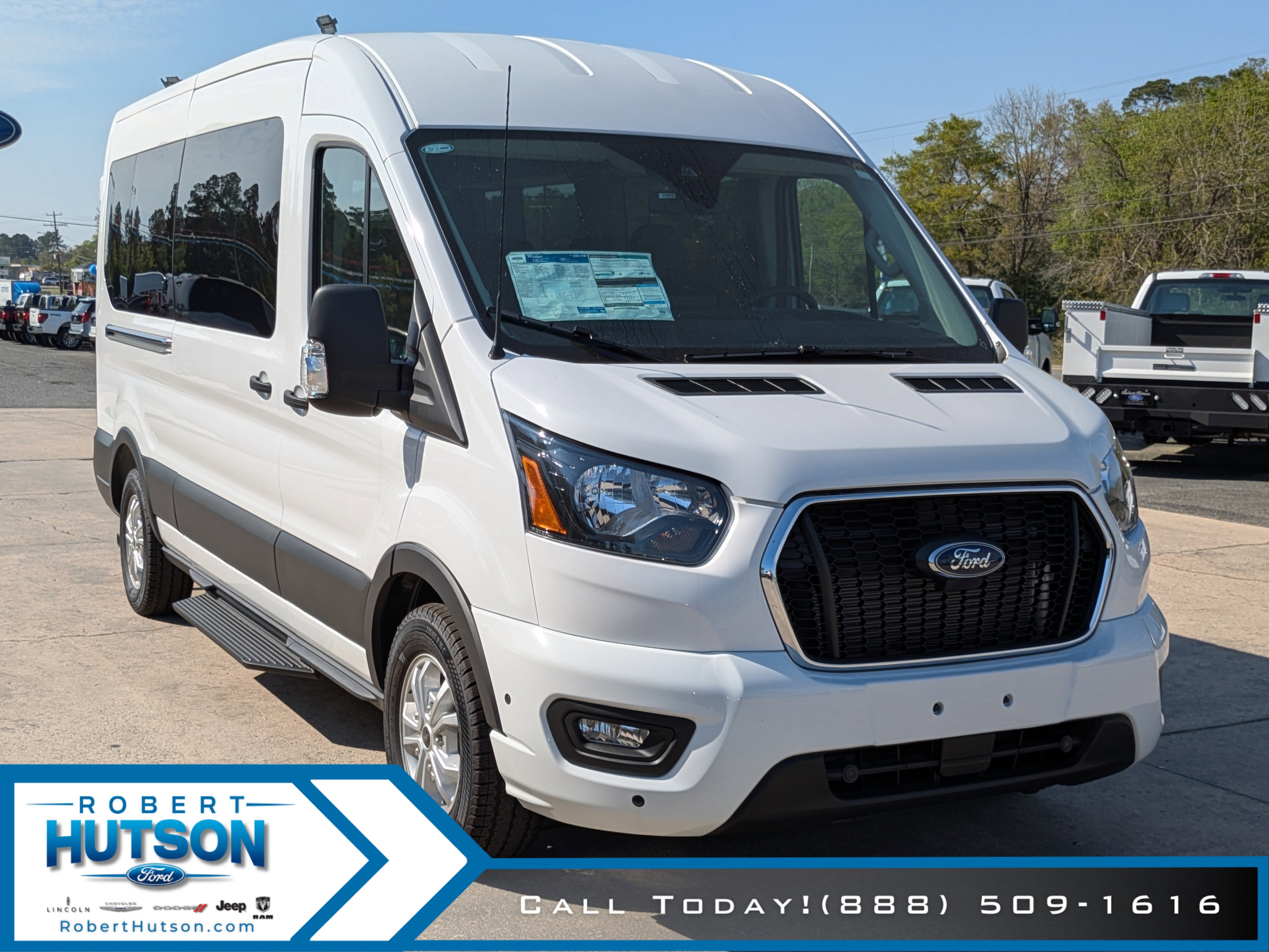 New 2025 Ford Transit 350 XLT RWD image 4