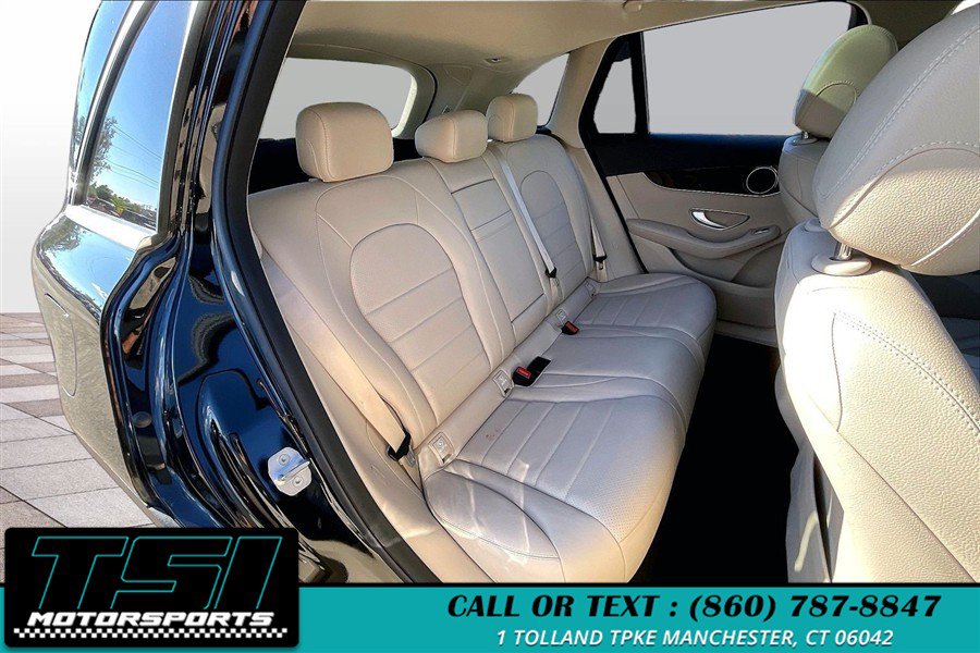 Used 2019 Mercedes-Benz GLC 300 4MATIC image 26