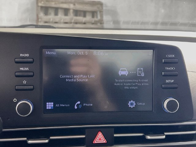 Used 2023 Hyundai Elantra SEL FWD image 21
