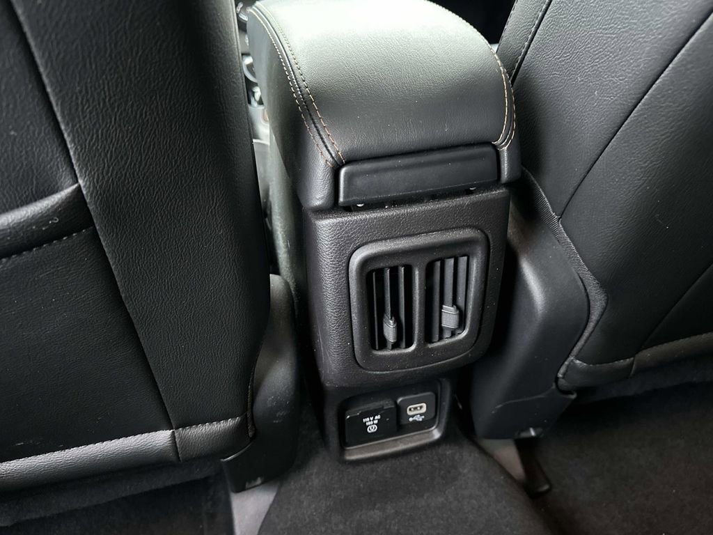 Used 2020 Jeep Compass Limited w/ Rear Convenience Group image 14