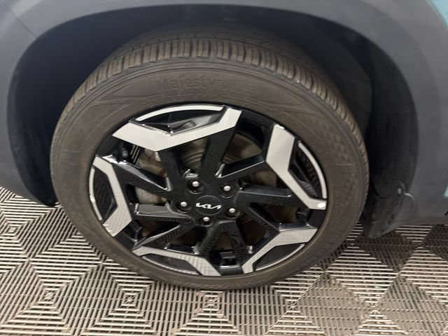 Certified 2024 Kia Seltos SX w/ SX Sunroof Package AWD/4WD image 30