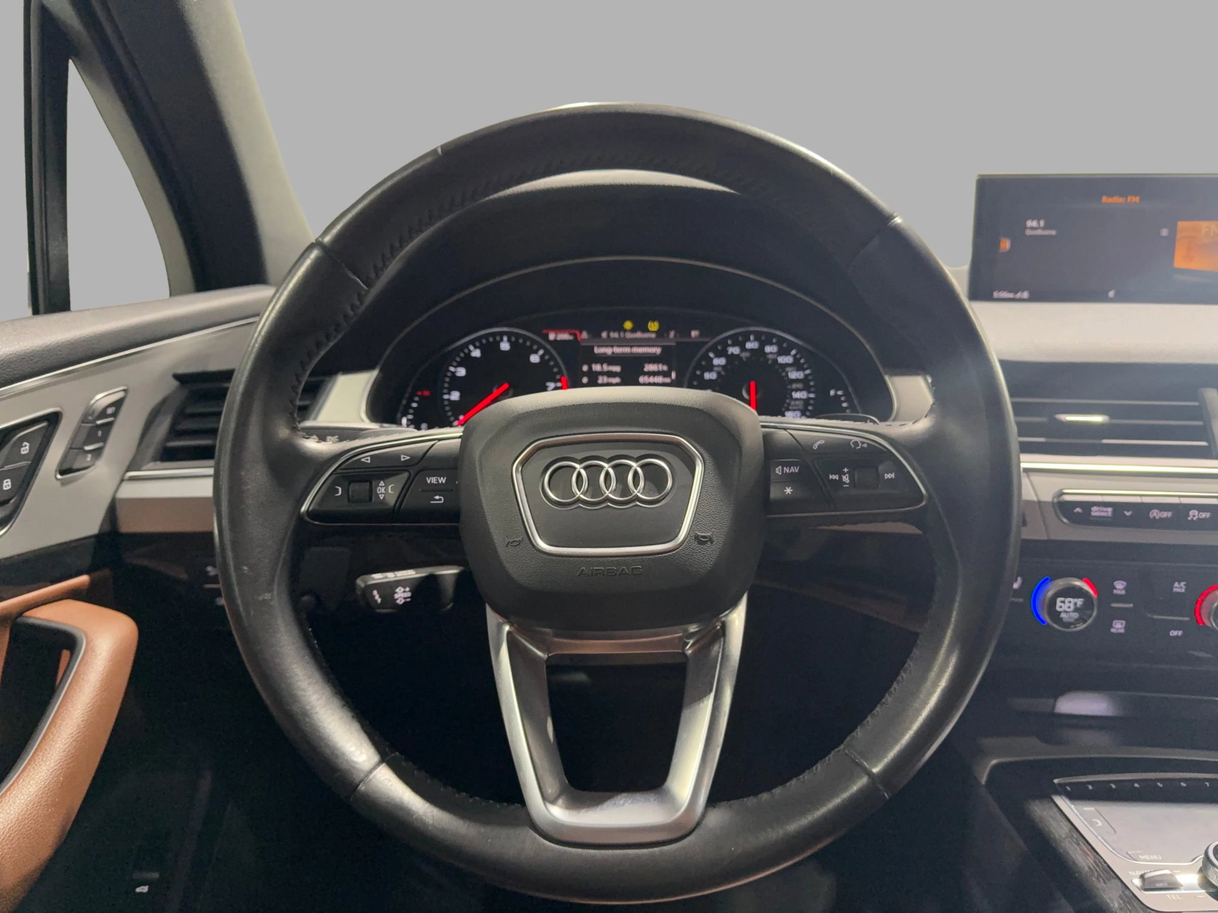 Used 2019 Audi Q7 2.0T Premium image 30