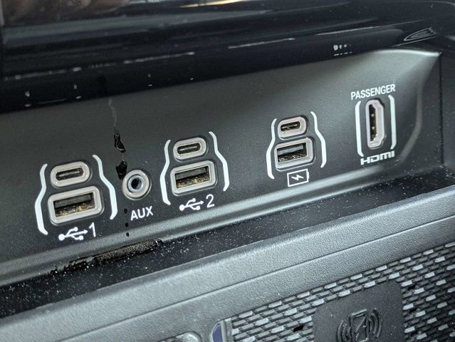 Used 2026 RAM 2500 Limited AWD/4WD image 22
