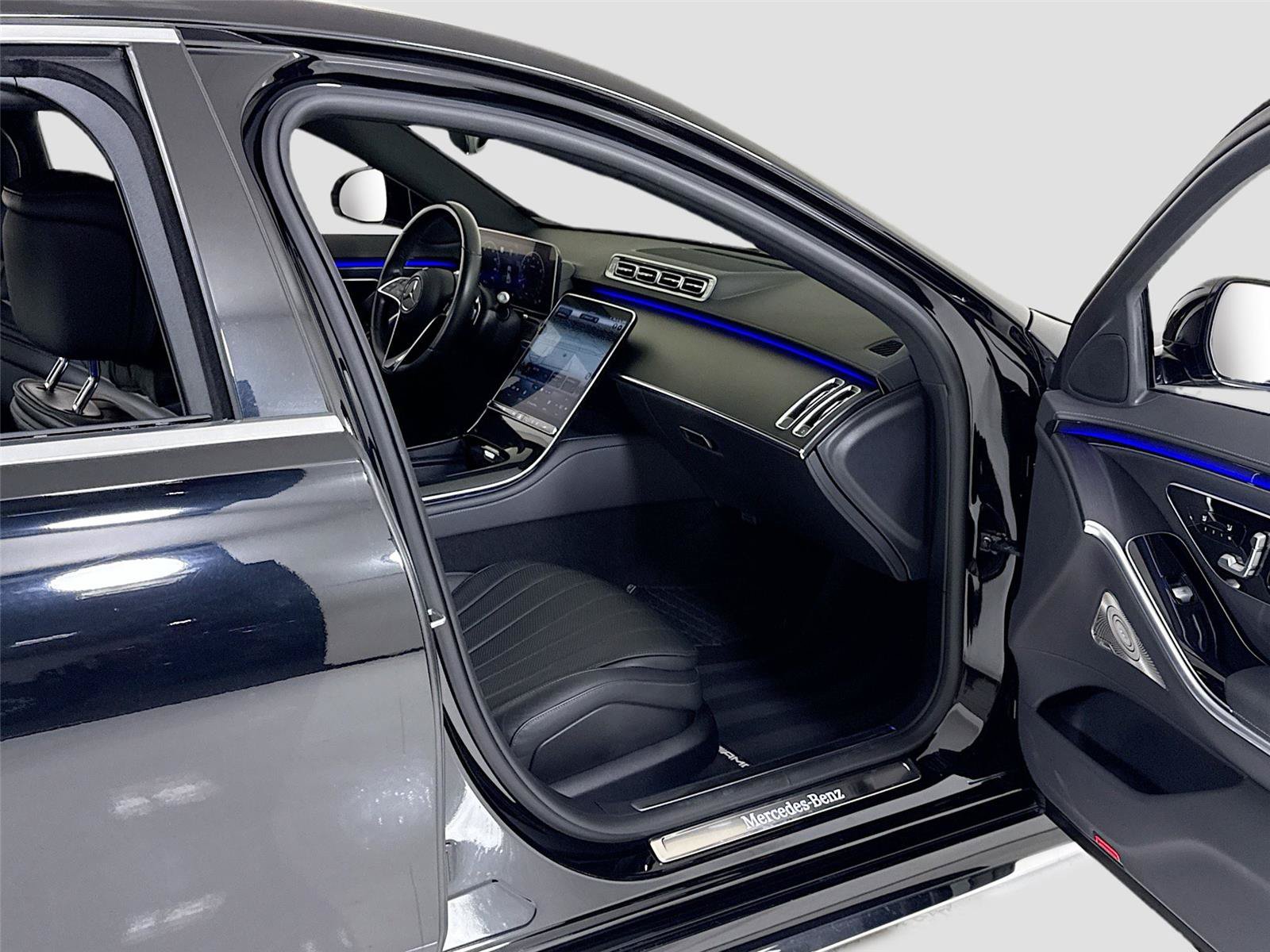 Used 2023 Mercedes-Benz S 500 4MATIC image 29