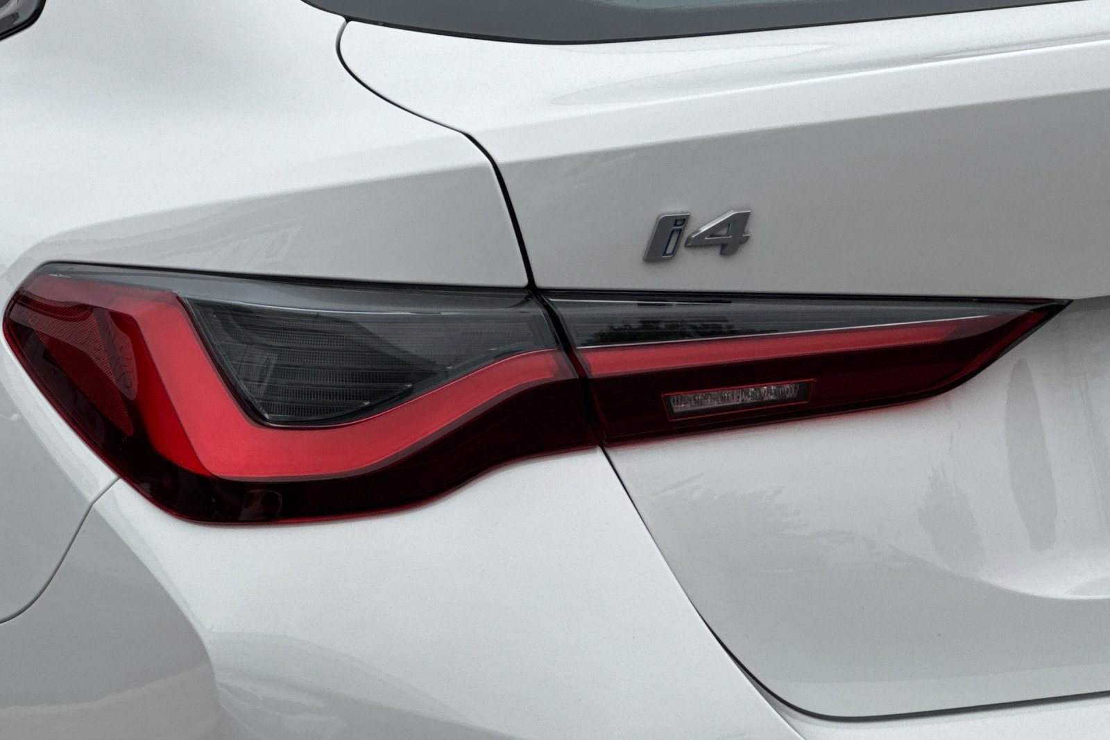 Certified 2023 BMW i4 eDrive35 w/ Premium Package RWD image 29
