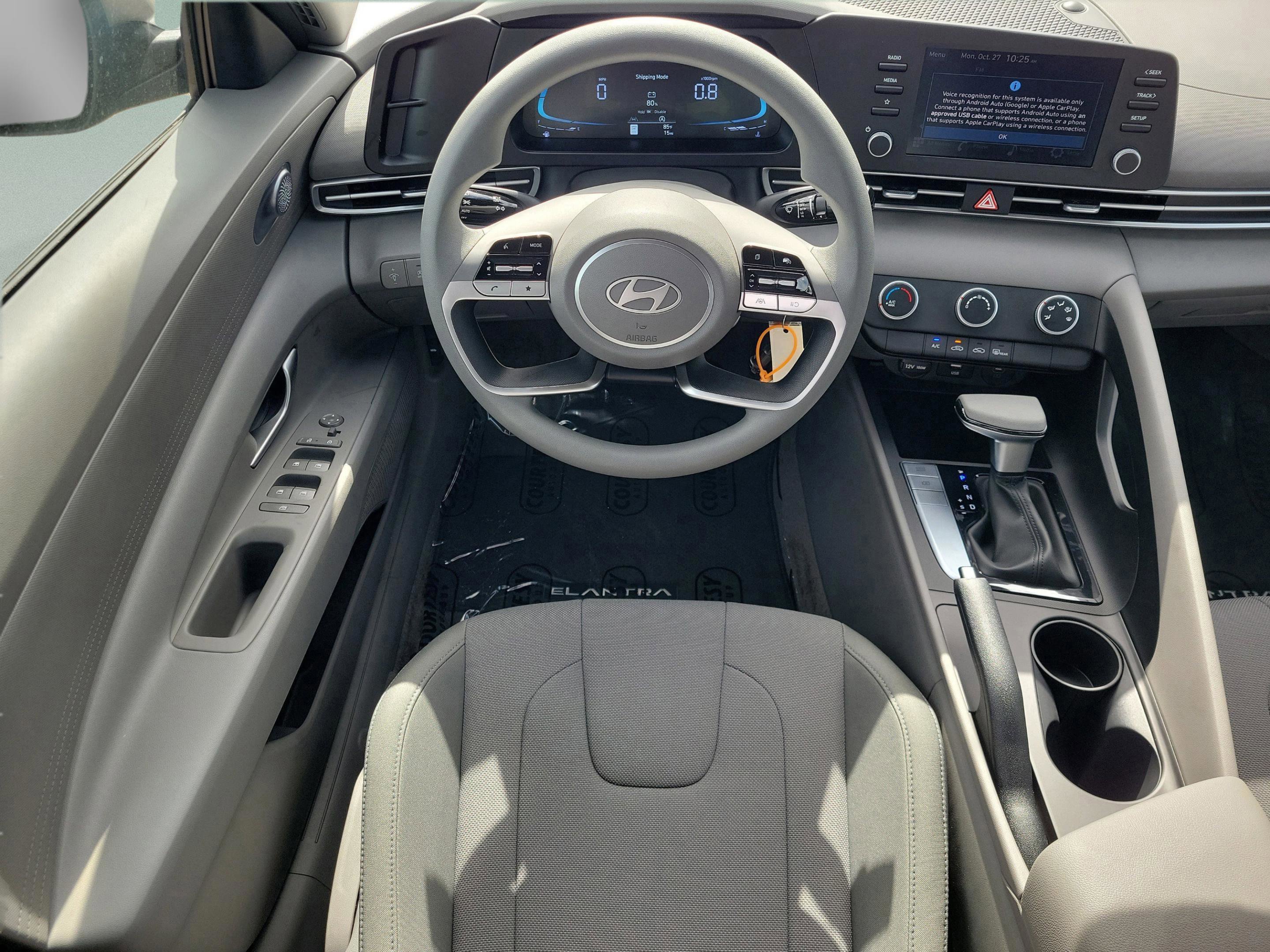 New 2026 Hyundai Elantra SE image 15