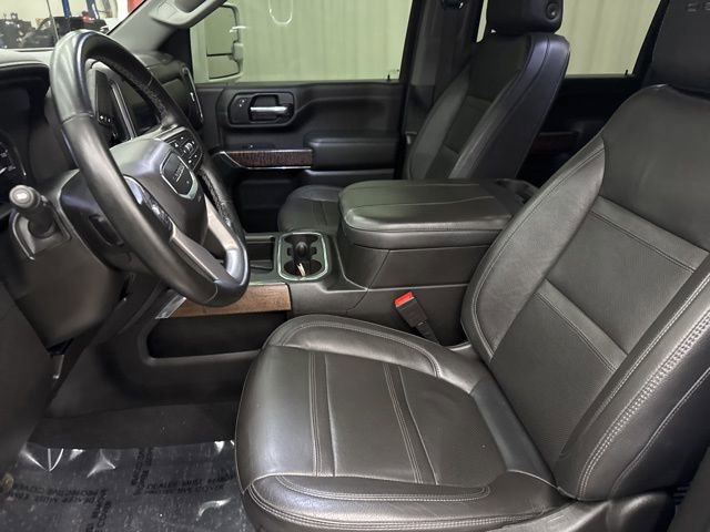 Used 2023 GMC Sierra 3500 Denali w/ Denali Ultimate Package image 5