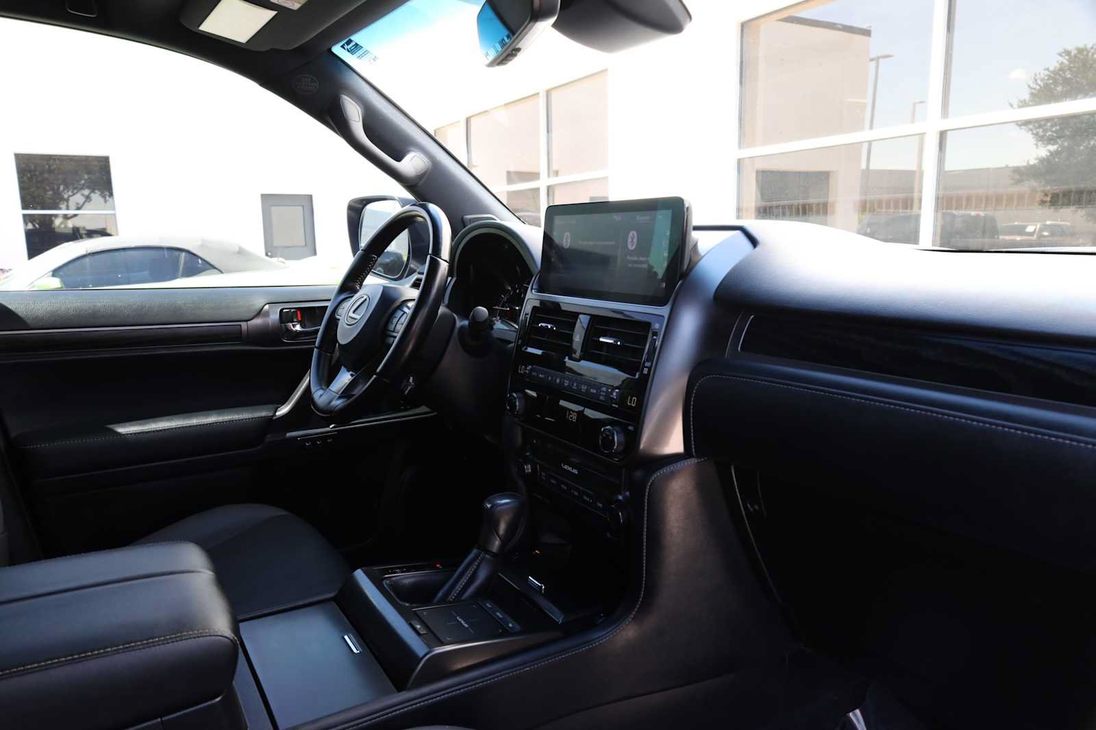 Used 2022 Lexus GX 460 w/ Black Line Special Edition AWD/4WD image 13