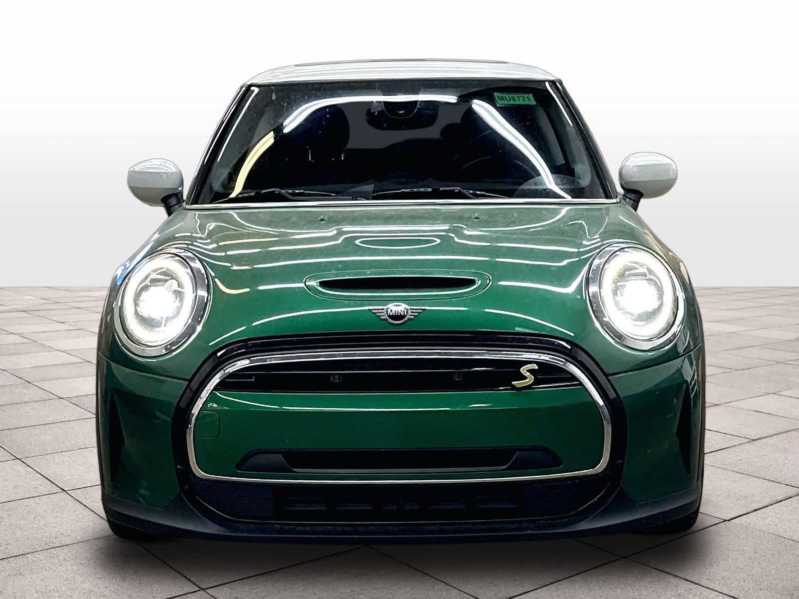 Used 2024 MINI Cooper SE FWD image 3