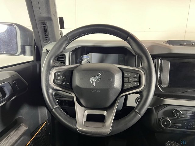 Used 2023 Ford Bronco Badlands image 19
