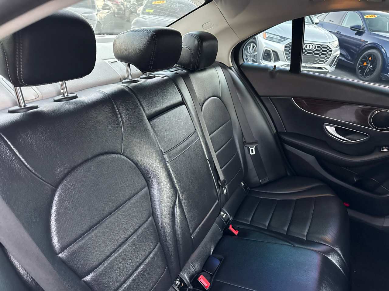 Used 2018 Mercedes-Benz C 300 Sedan image 36