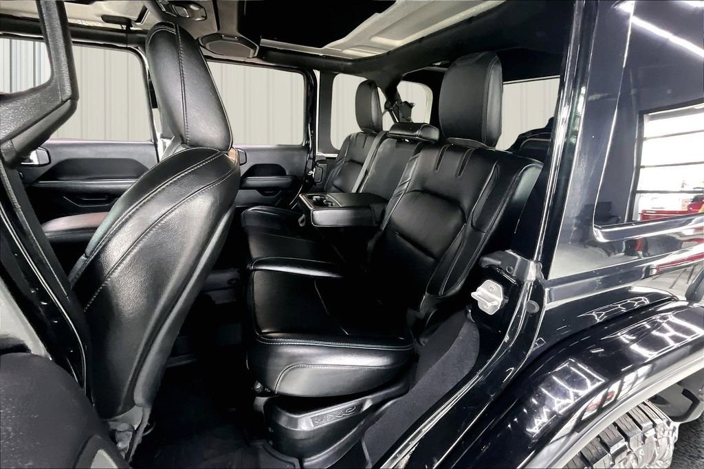 Used 2021 Jeep Wrangler Unlimited Rubicon 4xe w/ Dual Top Group image 21