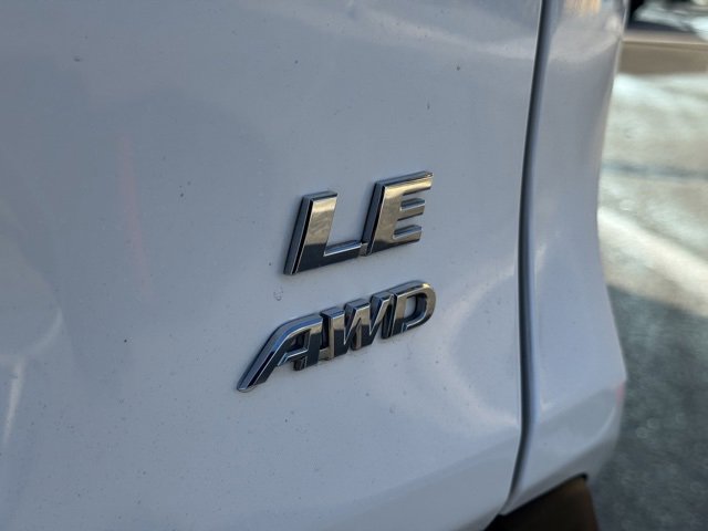 Used 2024 Toyota RAV4 LE image 13