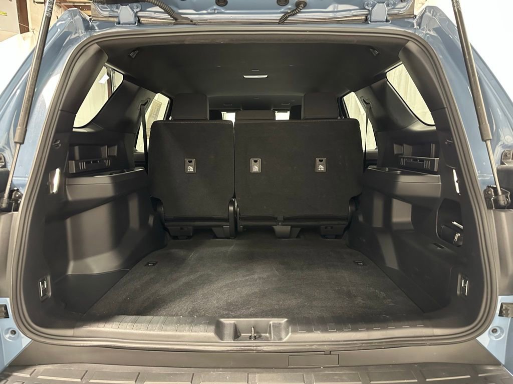 Used 2025 Toyota 4Runner SR5 image 49