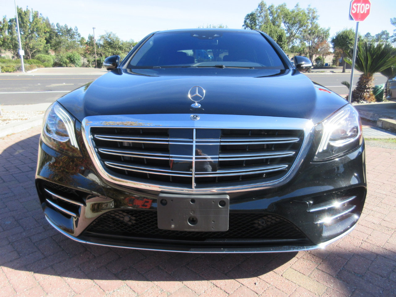 Used 2020 Mercedes-Benz S 560 Sedan w/ AMG Line Exterior image 65