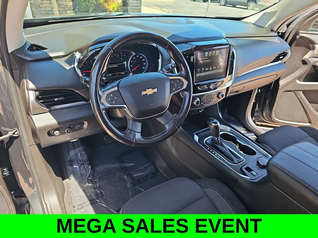 Used 2019 Chevrolet Traverse LT FWD image 17