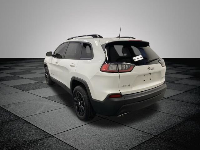 Used 2022 Jeep Cherokee Latitude Lux w/ Sun & Sound Group AWD/4WD image 5