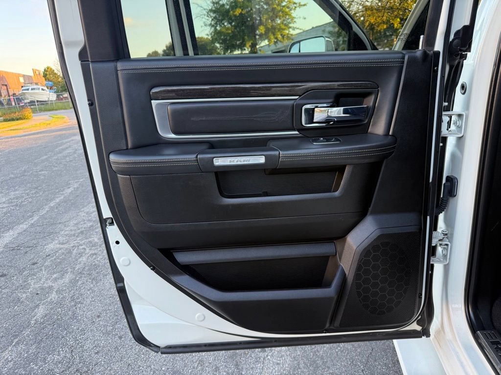 Used 2018 RAM 3500 Laramie Longhorn AWD/4WD image 54