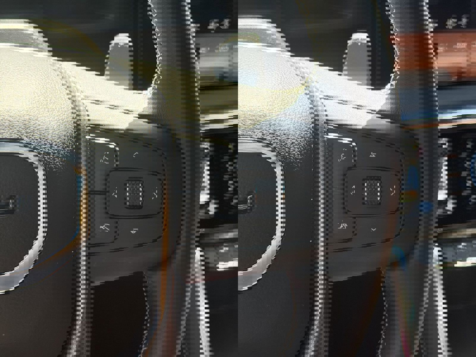 Used 2025 GMC Sierra 1500 Denali Ultimate image 28