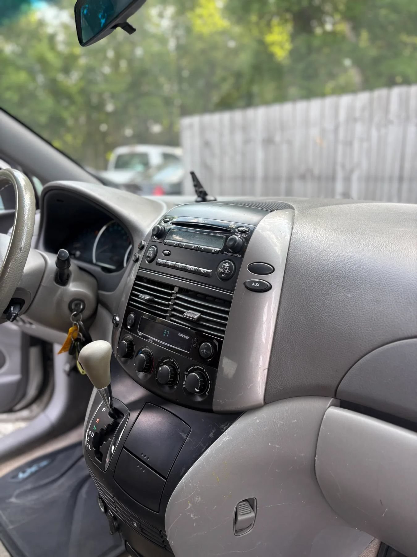 Used 2010 Toyota Sienna LE FWD image 33