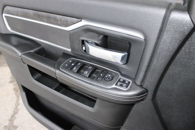 Used 2024 RAM 2500 Big Horn AWD/4WD image 28
