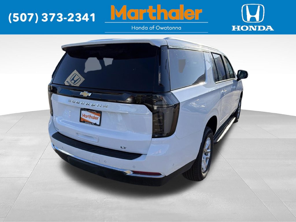 Used 2026 Chevrolet Suburban LT w/ Comfort Package AWD/4WD image 5