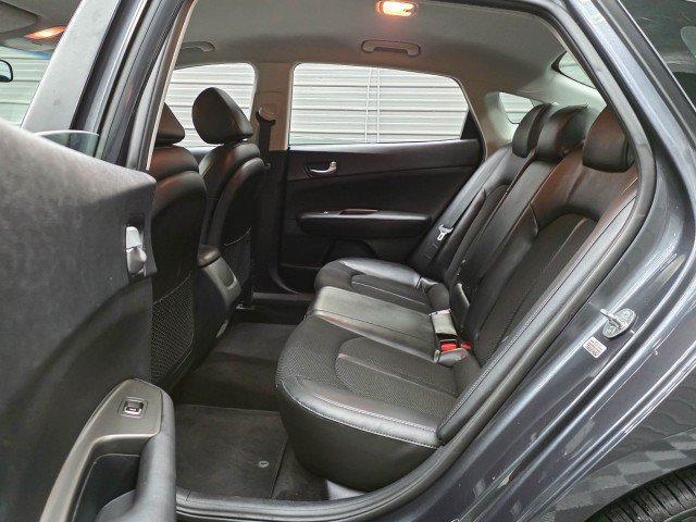 Used 2020 Kia Optima S FWD image 16