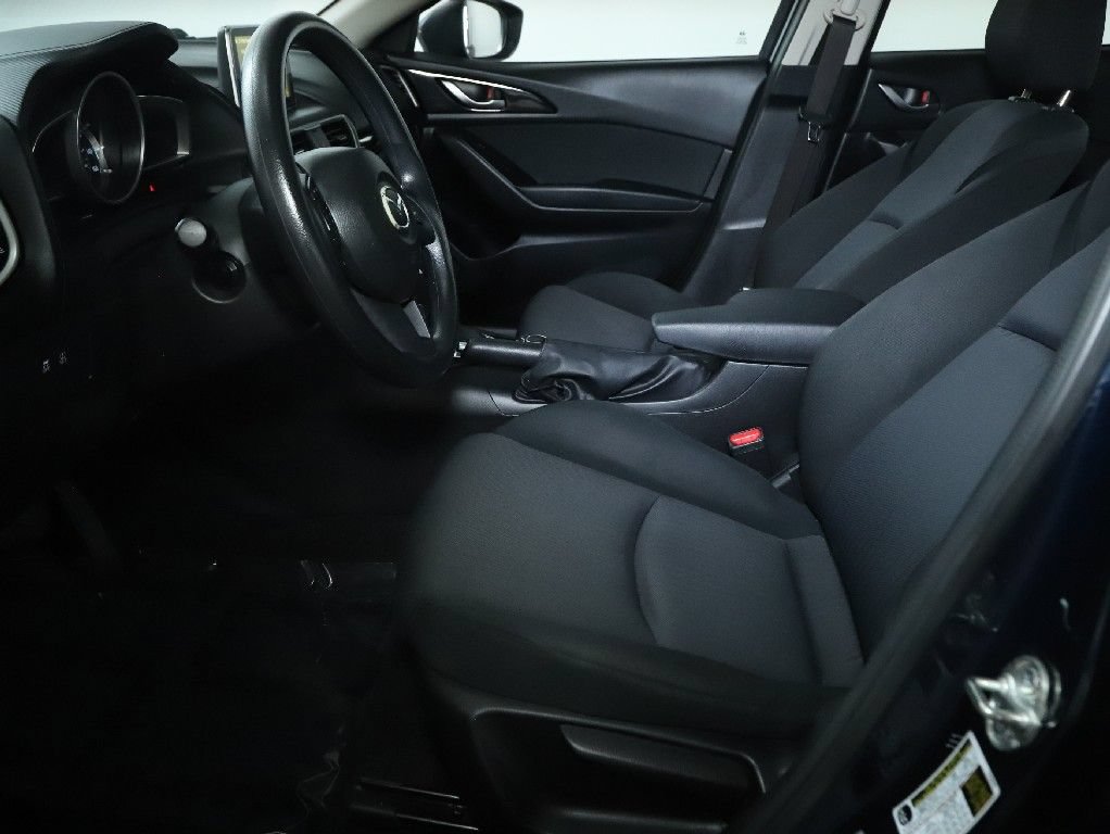 Used 2016 MAZDA MAZDA3 i Sport FWD image 16