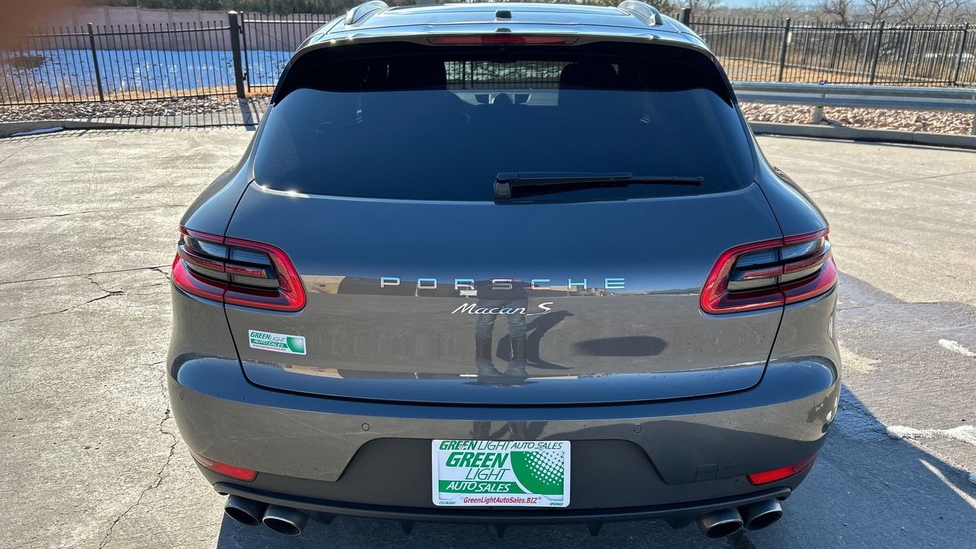 Used 2017 Porsche Macan S image 14