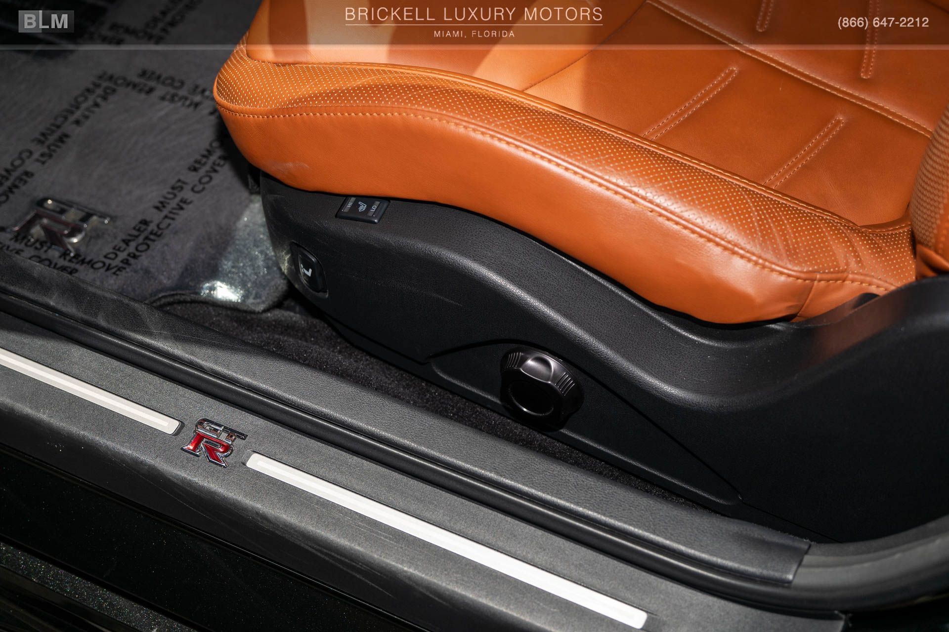 Used 2020 Nissan GT-R Premium w/ Premium Interior Package AWD/4WD image 59