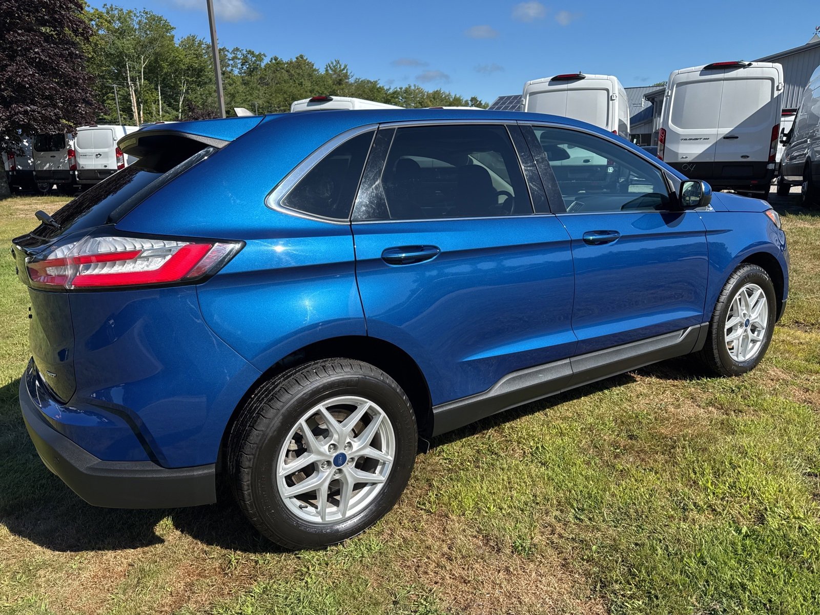 Certified 2022 Ford Edge SEL w/ Convenience Package image 9