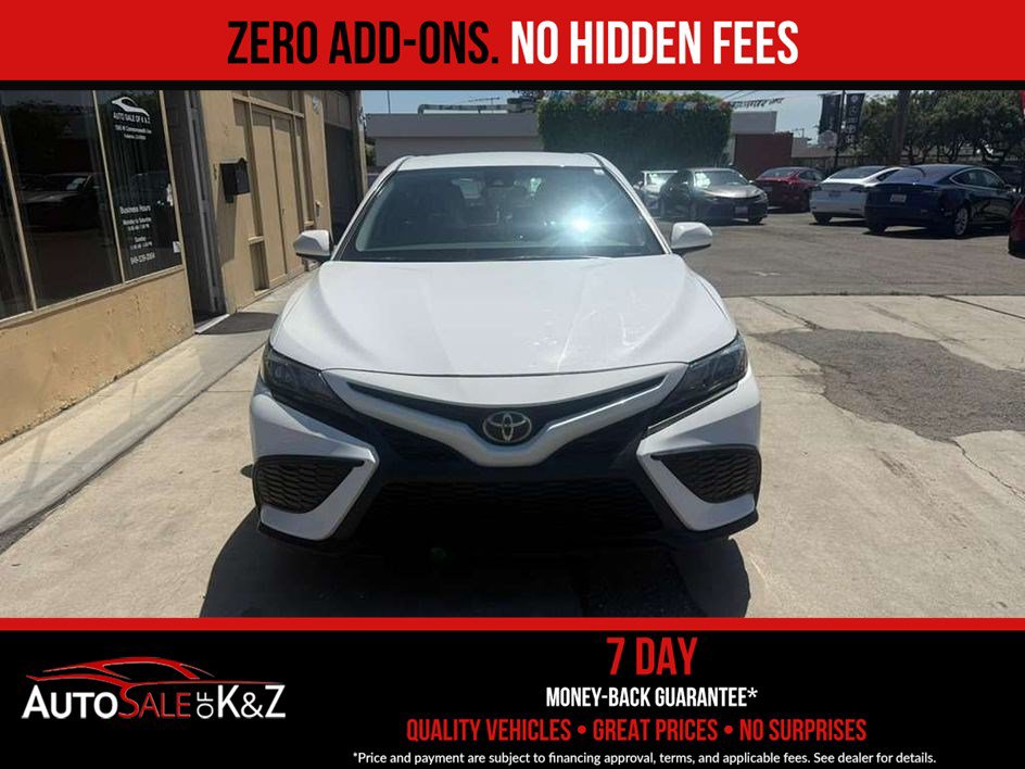Used 2021 Toyota Camry SE FWD image 9