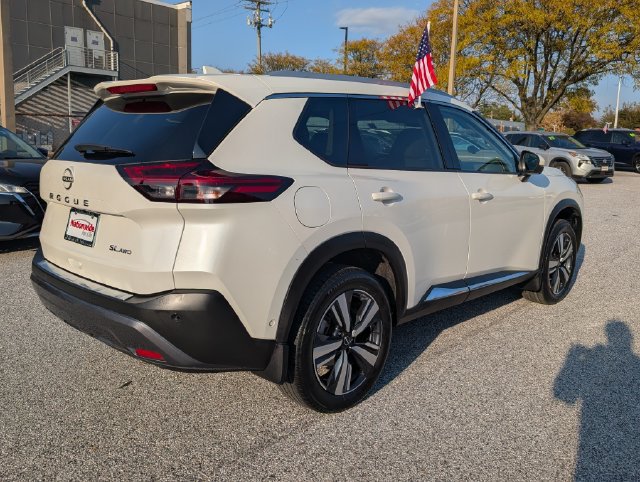Used 2023 Nissan Rogue SL w/ SL Premium Package AWD/4WD image 5