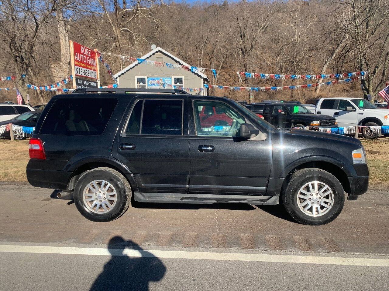 Used 2012 Ford Expedition XLT AWD/4WD image 10