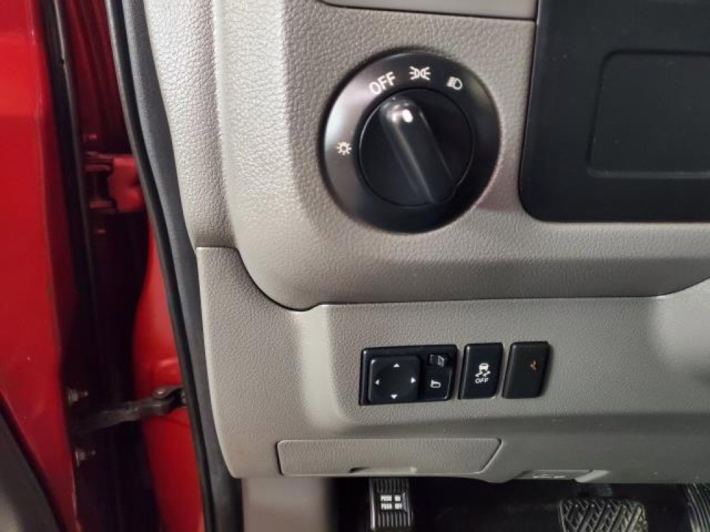 Used 2016 Nissan NV 2500 S w/ Power Package image 12