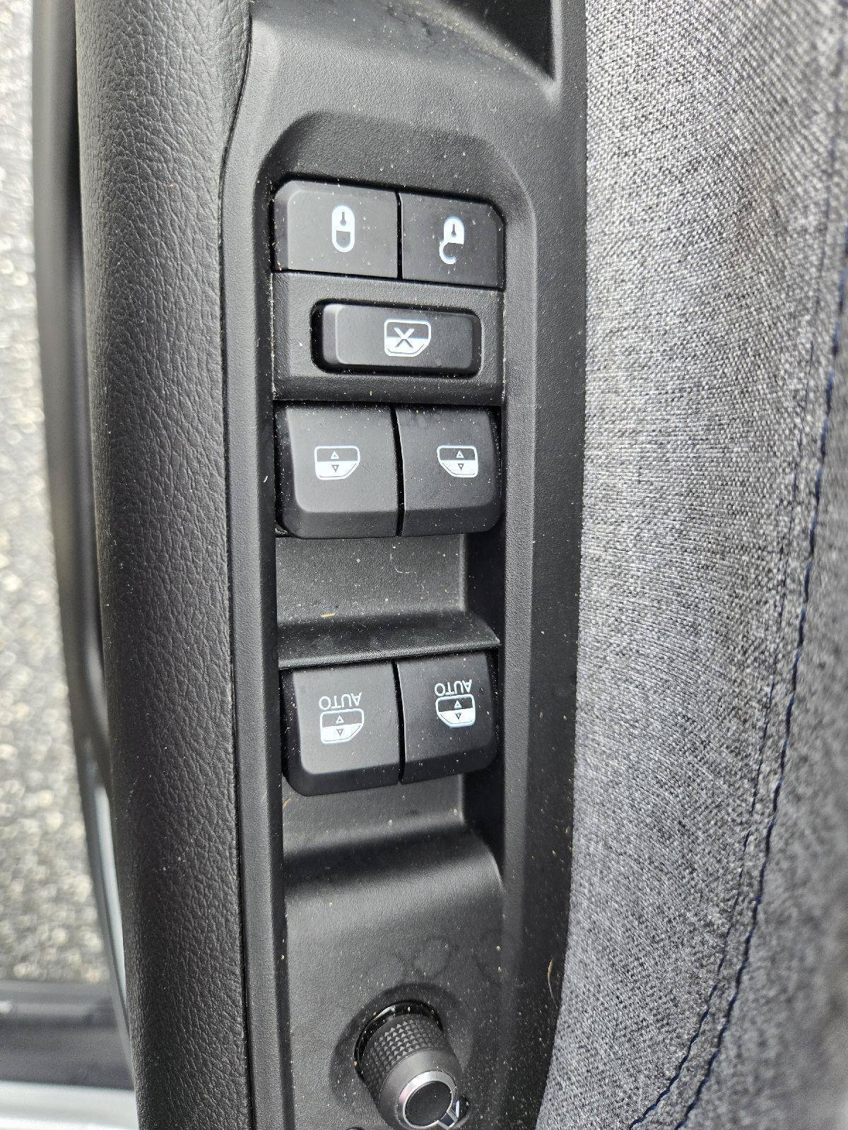 Used 2025 Jeep Compass Sport AWD/4WD image 27