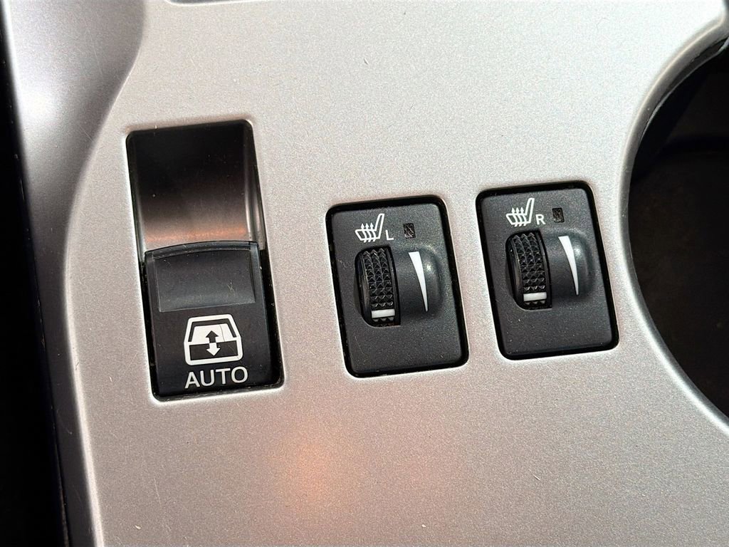 Used 2023 Toyota 4Runner SR5 Premium w/ Moonroof Package RWD image 22