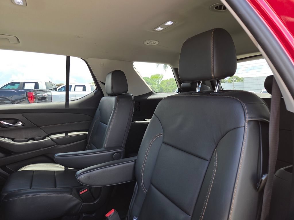 Used 2019 Chevrolet Traverse LT FWD image 24