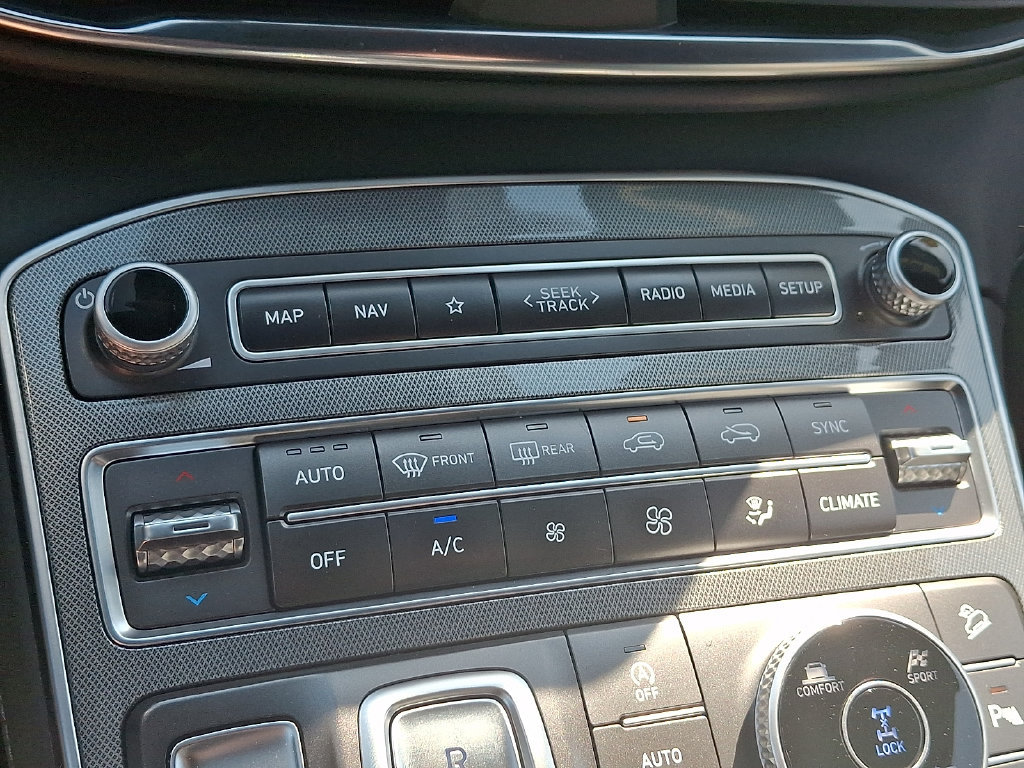 Used 2023 Hyundai Santa Fe Calligraphy AWD/4WD image 15