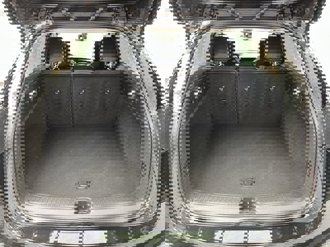 Certified 2023 Buick Envision Preferred w/ Sport Touring Package image 29