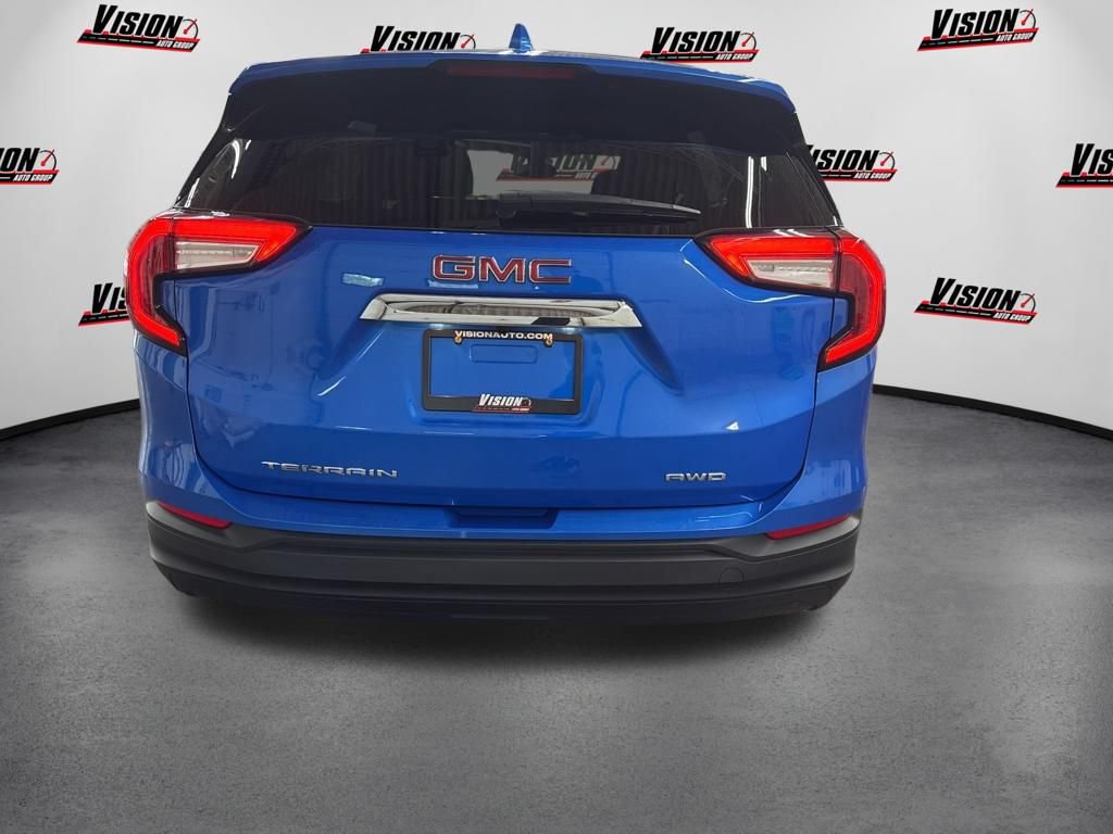Used 2024 GMC Terrain SLE AWD/4WD image 6