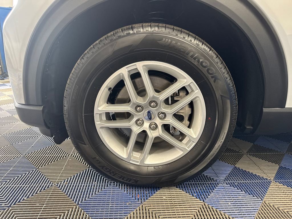 New 2026 Ford Explorer Active AWD/4WD image 27