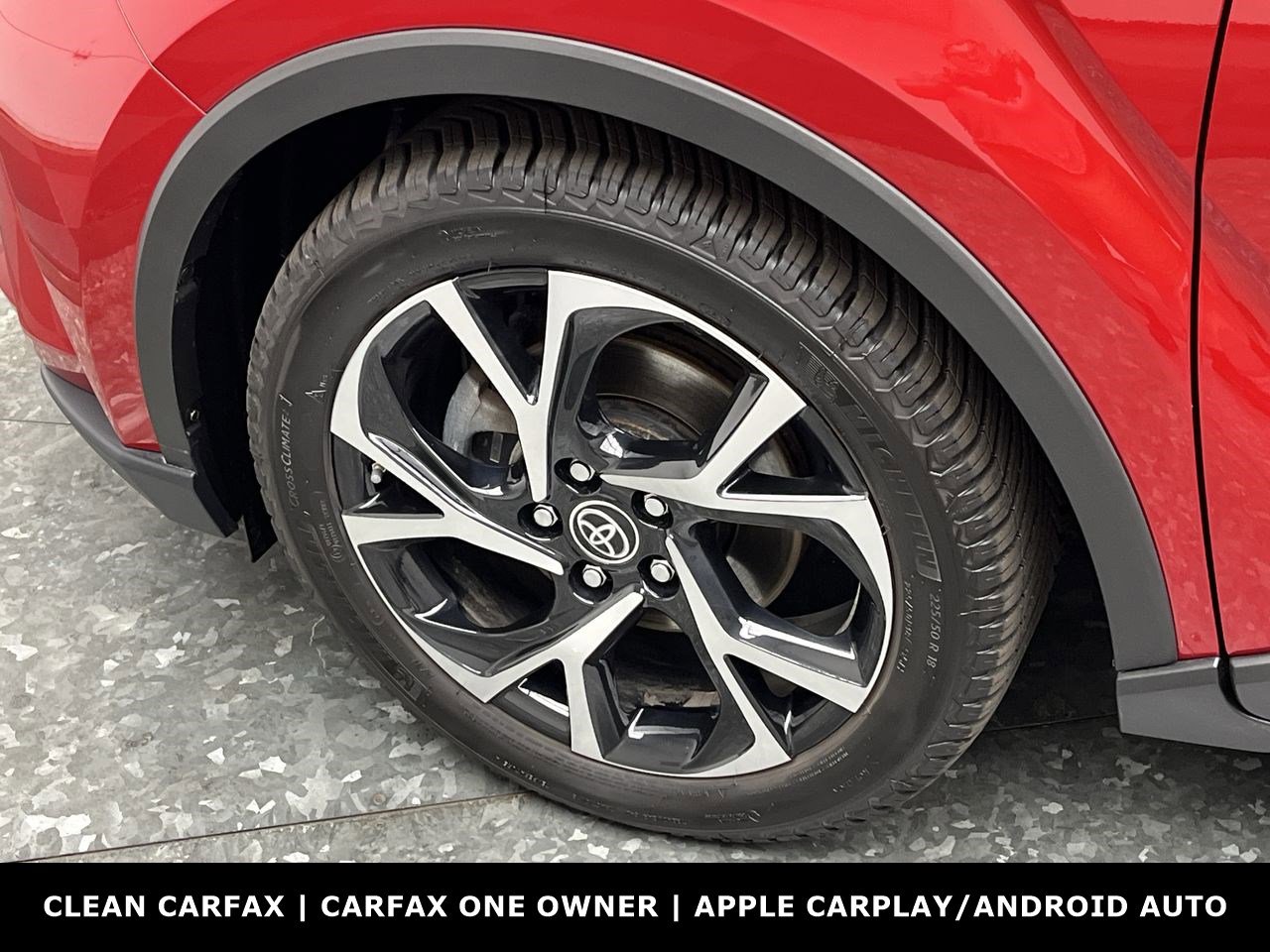 Used 2022 Toyota C-HR XLE FWD image 25