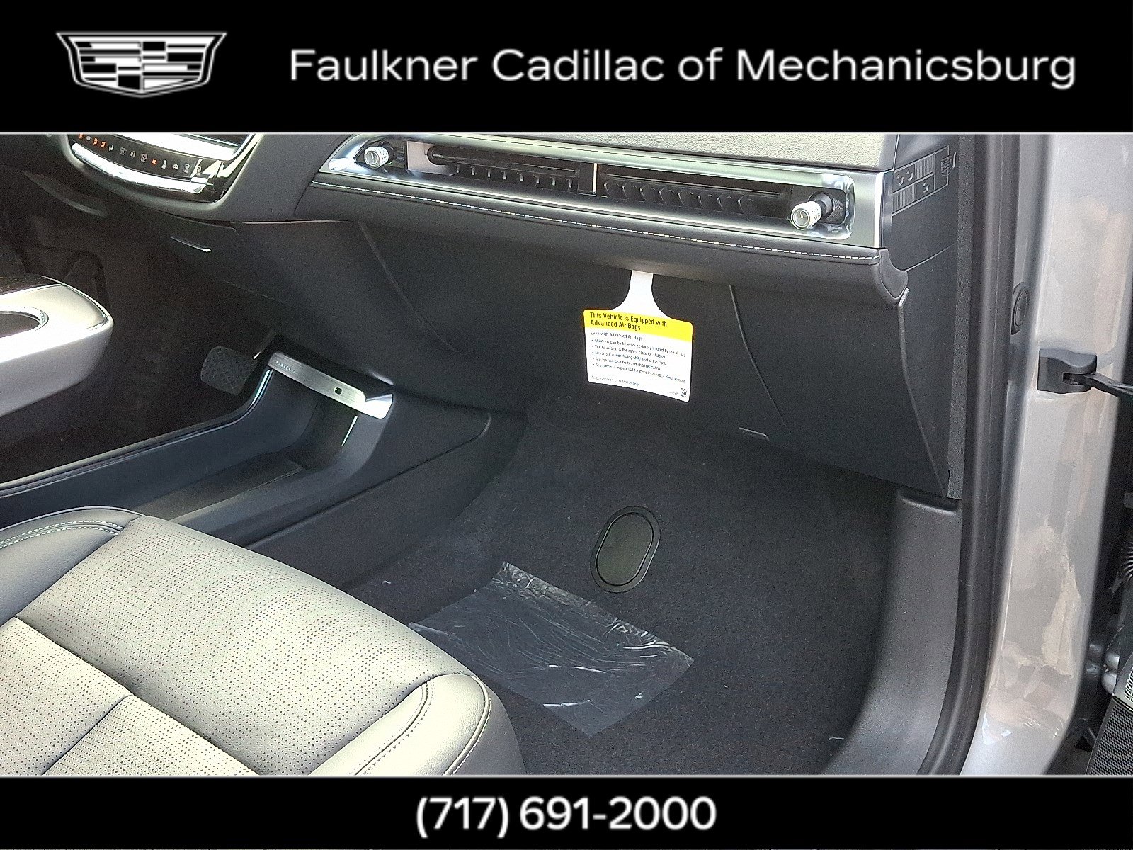 New 2025 Cadillac Lyriq Sport image 21