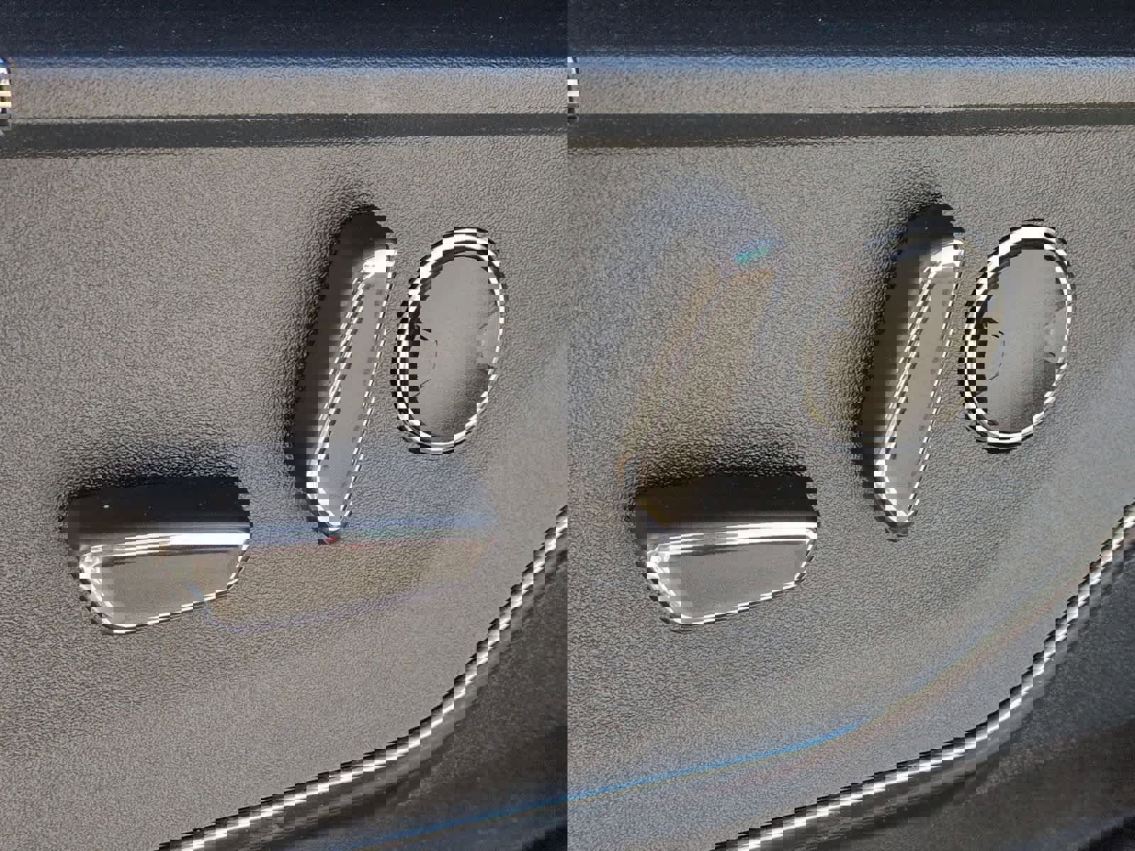 Certified 2021 Ford F150 Lariat w/ Equipment Group 502A High image 18