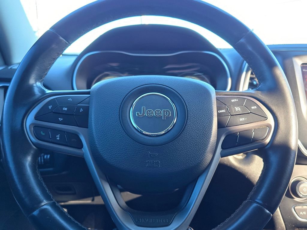 Used 2019 Jeep Cherokee Latitude Plus image 26