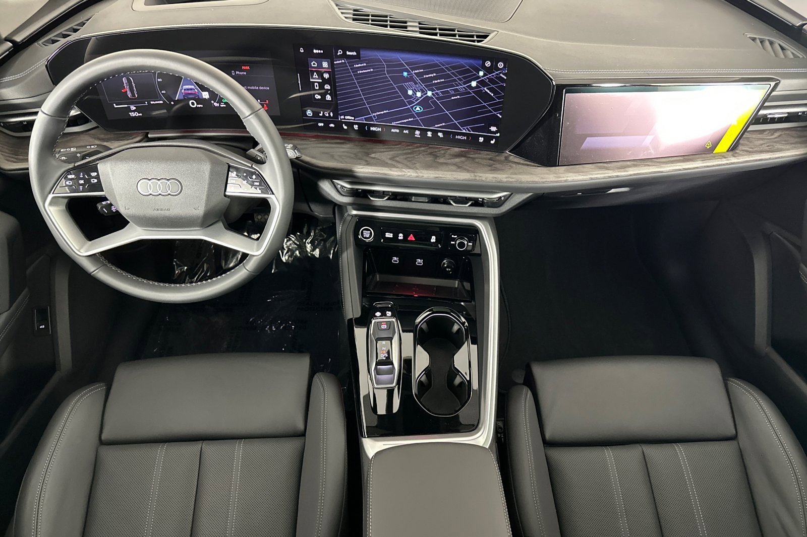 New 2025 Audi Q5 Prestige image 12